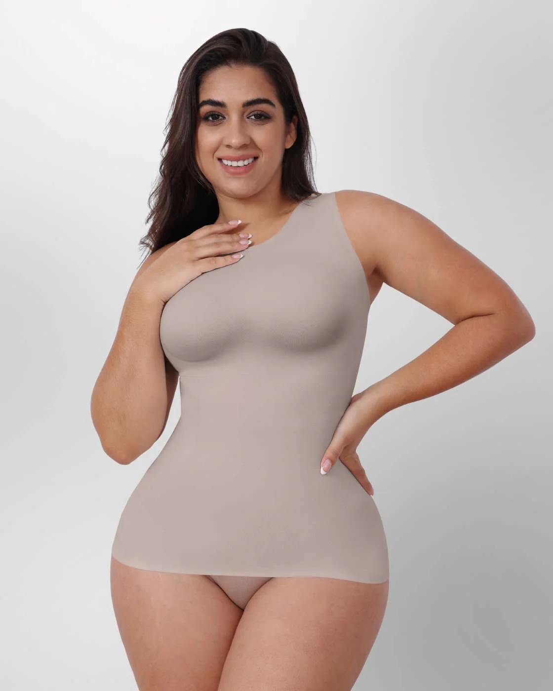Shaping Top mit breiten Trägern hochgeschlossen - Image 14